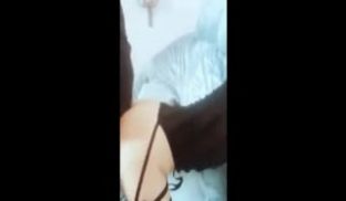 【国产】高颜值网红鹿少女跳艳舞自慰后又去勾引在沙