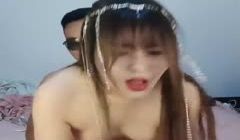 烈 焰 红 唇 完 美 顔 值 甜 美 小 姐 