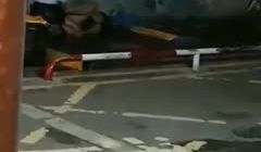 【网曝门】客运站事件！无意偷拍到拉客大姐和中年男