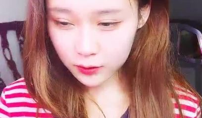 高颜值美女KIKI卫生间自慰大秀 跳蛋塞bb震动