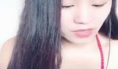 漂亮少妇主播自扣喷水秀