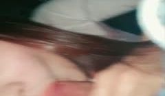 颜值不错妹子夜晚户外秀 跳蛋塞逼逼公共厕所拉扯自