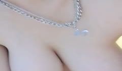 00后超级胸紫惜姐姐的大奶子可以砸死人，粉色大乳