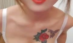 超棒身材紧身裤御姐独自一人搔首弄姿自摸无毛骚b