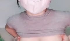 金小腰-极品美臀白皙美乳美女主播半脱掉内裤揉搓奶
