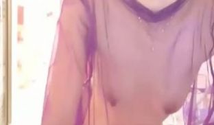 【米粒有故事】轻褪掉衣衫