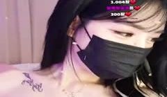 韩国美乳丰臂主播跳起了骚舞不停诱惑！