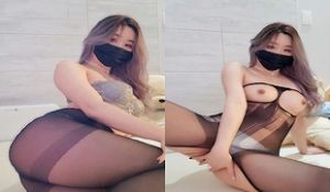 小姐姐这黑丝诱惑谁受得了啊！