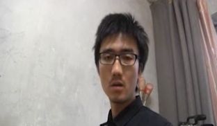 【无码】旅馆拍性爱片、文青导演自己上戏干