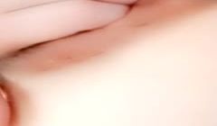 可爱学妹安其拉露脸黑丝制服被束缚的大奶子很有情趣