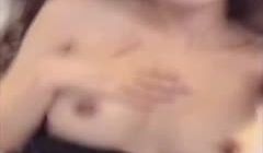 全裸挑逗被操到坏掉的小穴