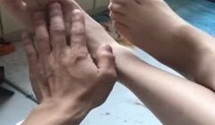 难得一见的清纯又骚气的反差婊，各种场合调教她，玩
