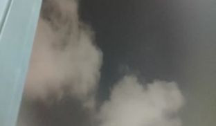 网聊良家人妻，约过来操b，白色西装御姐，舌吻掏出