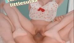 吸精小b无套啪啪，紧急拔出射在肚子上