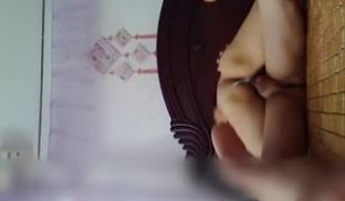 饥渴女子被干到白浆流出