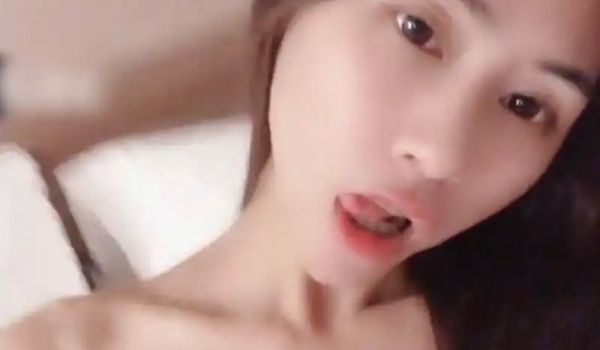 【swag】高清露脸全裸掰鲍