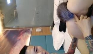 巨乳韩国妹什么都玩连毛毛都剃了