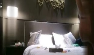 偷拍双飞俩美女技师