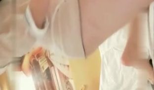 温尔直播极品一线天粉鲍美女抠B自慰喷水1