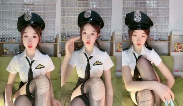 【兔兔兔小白】纯欲系天花~直播刷水枪求调教，首播