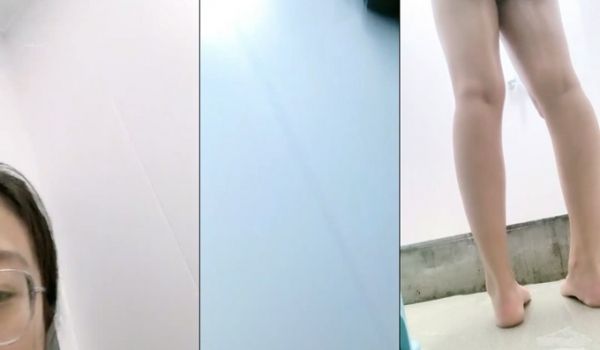 【小野猫555】，暑假健身房洗澡~宿舍流白浆，旁