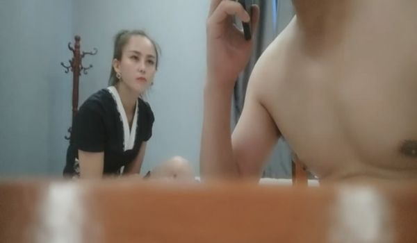 正规足疗洗浴会所撩妹良家少妇女技师多给500小费