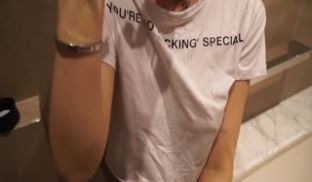 大奶女神湿身秀
