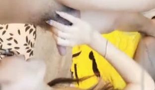 大波浪长头妹子掰穴舔逼