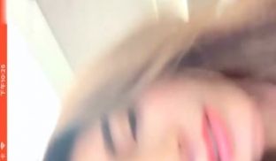 女神主播叶子小姐姐直播和炮友们玩游戏玩着玩着就4