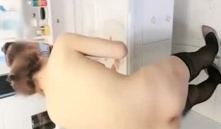 天冷在外要多动才会暖活