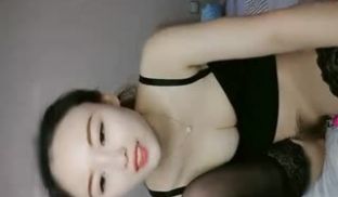 性感妹子跳蛋自慰