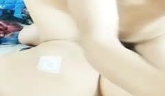表弟猛干骚表姐无套猛插表姐的骚逼这炮架很耐干叫的