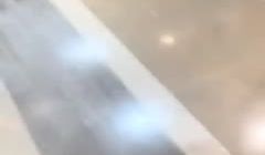 老哥开车带喝醉妹子会宾馆啪啪 床上脱掉内裤直接开