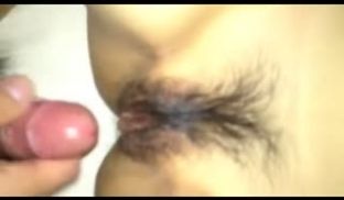美女闭上眼深情的替我口交再张开腿求被操最后还吃精