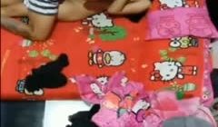 排骨哥艳福不浅出租房玩肏漂亮大学生小女友分开腿使