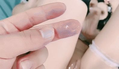 一线天美穴馒头逼，面罩馒头小妹，美腿黑丝翘起求操