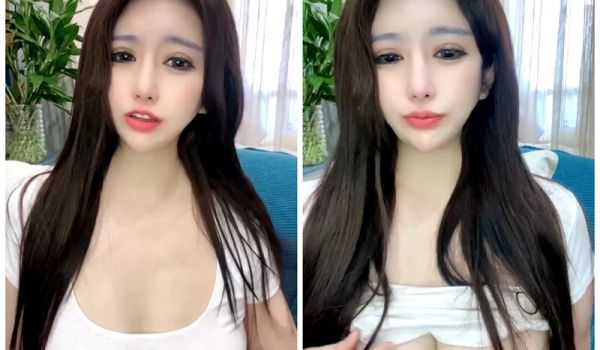新晋完美女神露奶小秀！极品美乳，大白兔满分好评，