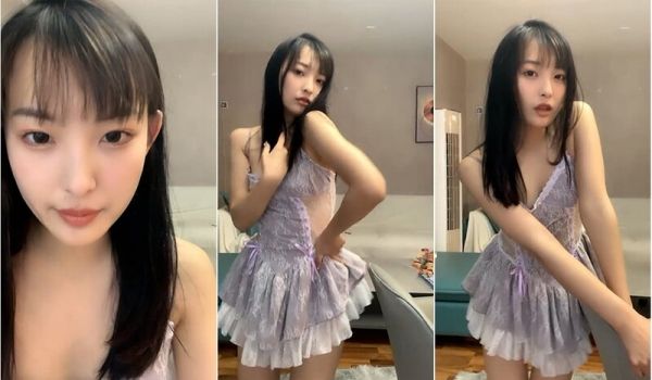 颜值系清纯萌妹,纯情外表下隐藏着壹颗放荡激情内心