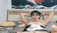 婷婷的B会咬人短发萌妹女仆装和炮友啪啪，震动棒抽