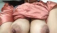 贫乳眼镜学生妹,和男友边啪啪边唱歌,好欢快好愉快