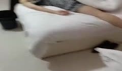 媳妇喝多了,勾搭送她回家的好闺蜜,不断撩骚,,强