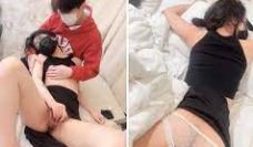 奶奶级老阿姨风花雪月场,户外约恋母小伙野战,吃奶