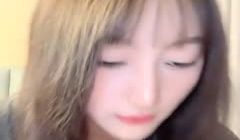 高颜值清纯系甜美邻家00后小姐姐,9分颜值,人美