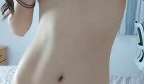 极品颜值清纯系美女为赚钱下海 ，长相清纯乖巧文静