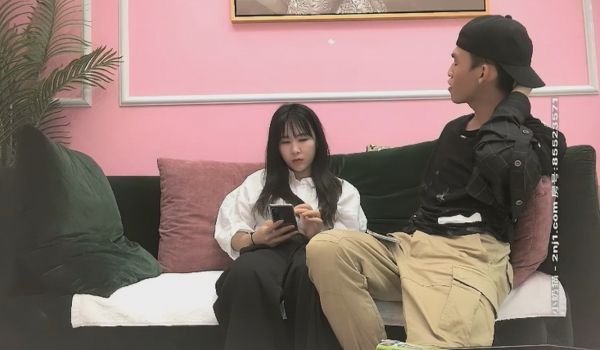 温柔貌美小姐姐，一晚上净赚五千人民币，手法专业角
