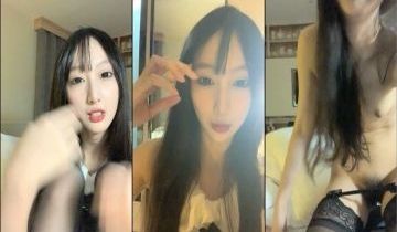 无敌清纯短发美少女 脸蛋精致得像个充气娃娃 这么