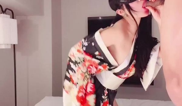 最浪推特反差婊网红【爱丝袜Vivian姐】最新定