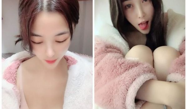 美女独自再宿舍！寂寞难耐自慰！多毛骚穴跳蛋伺候，