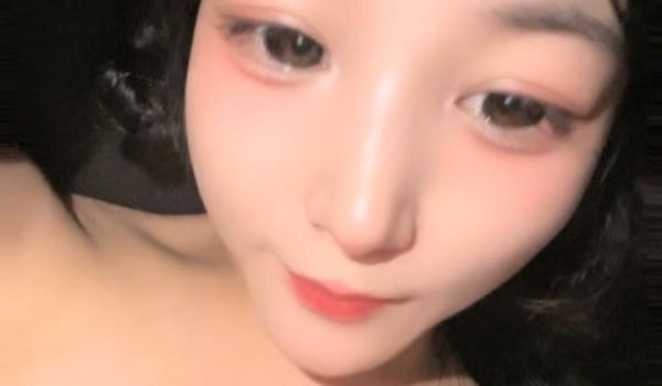 极品淫骚网红妹妹！户外车上吃屌车震！回到家炮击自