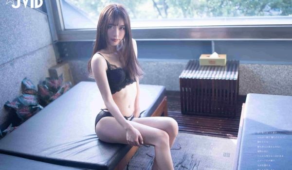 超S级美人『漫漫』最新限定尺度私拍 黑丝长腿 全